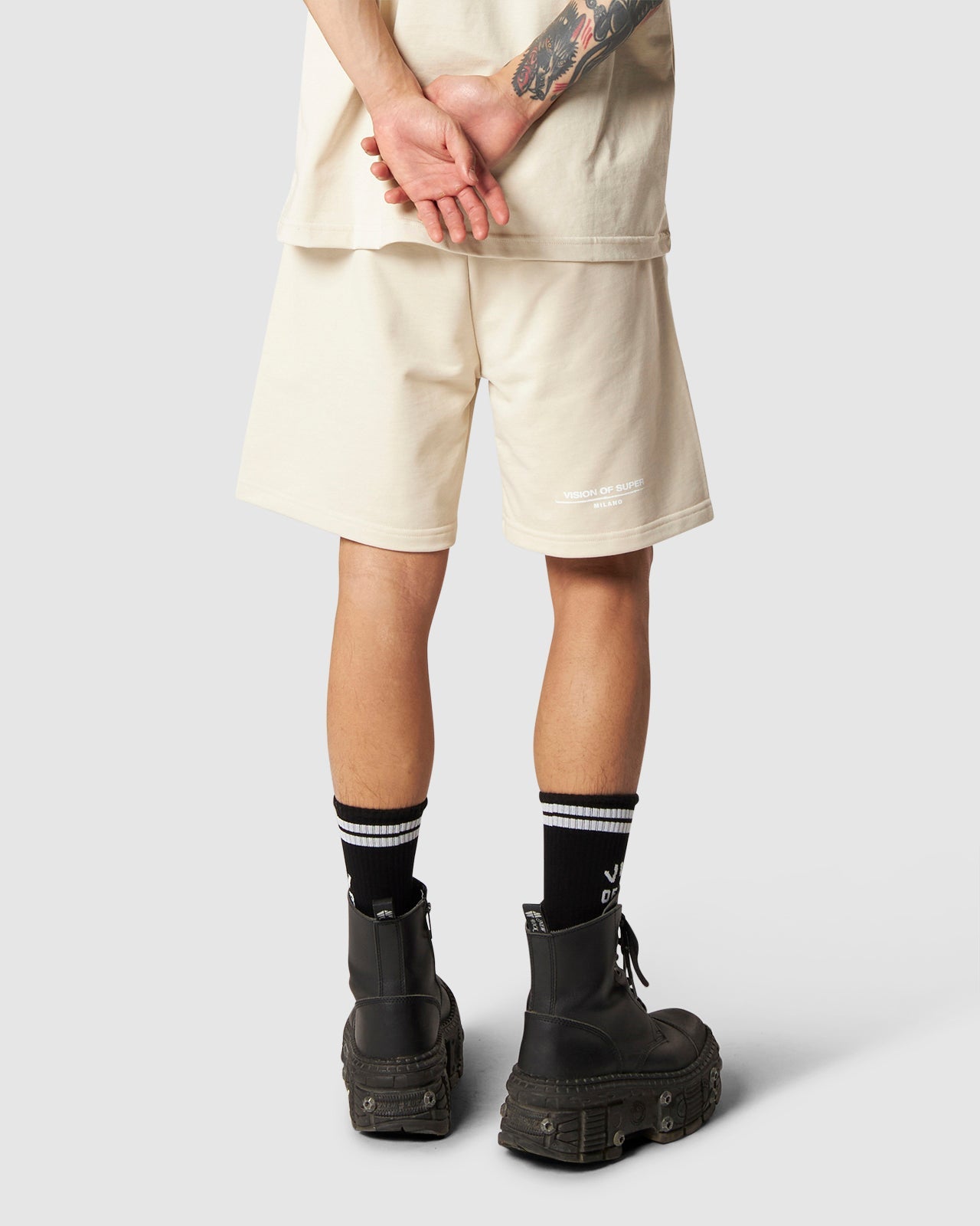 EMBROIDERED FLAME SHORTS