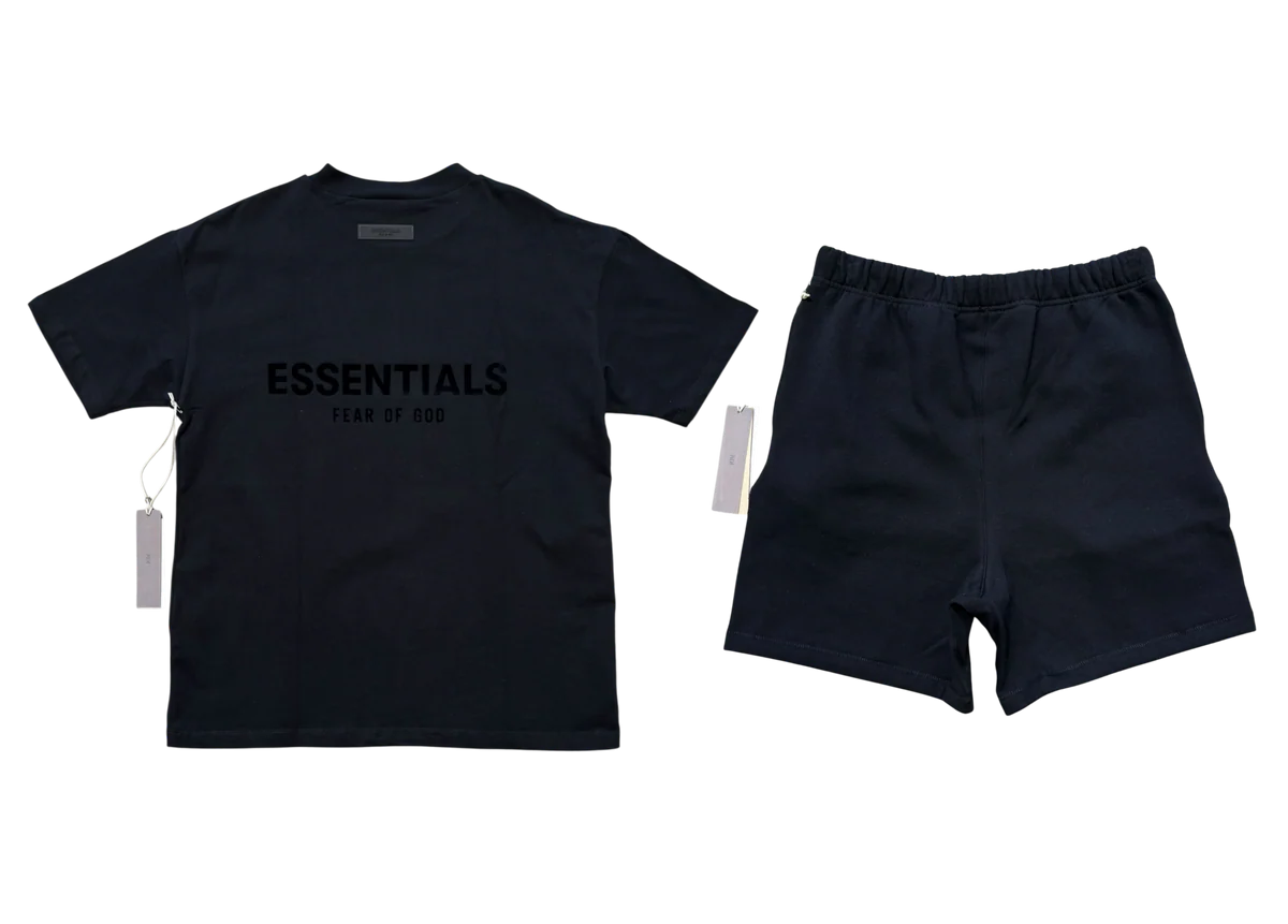 Essentials Set Black