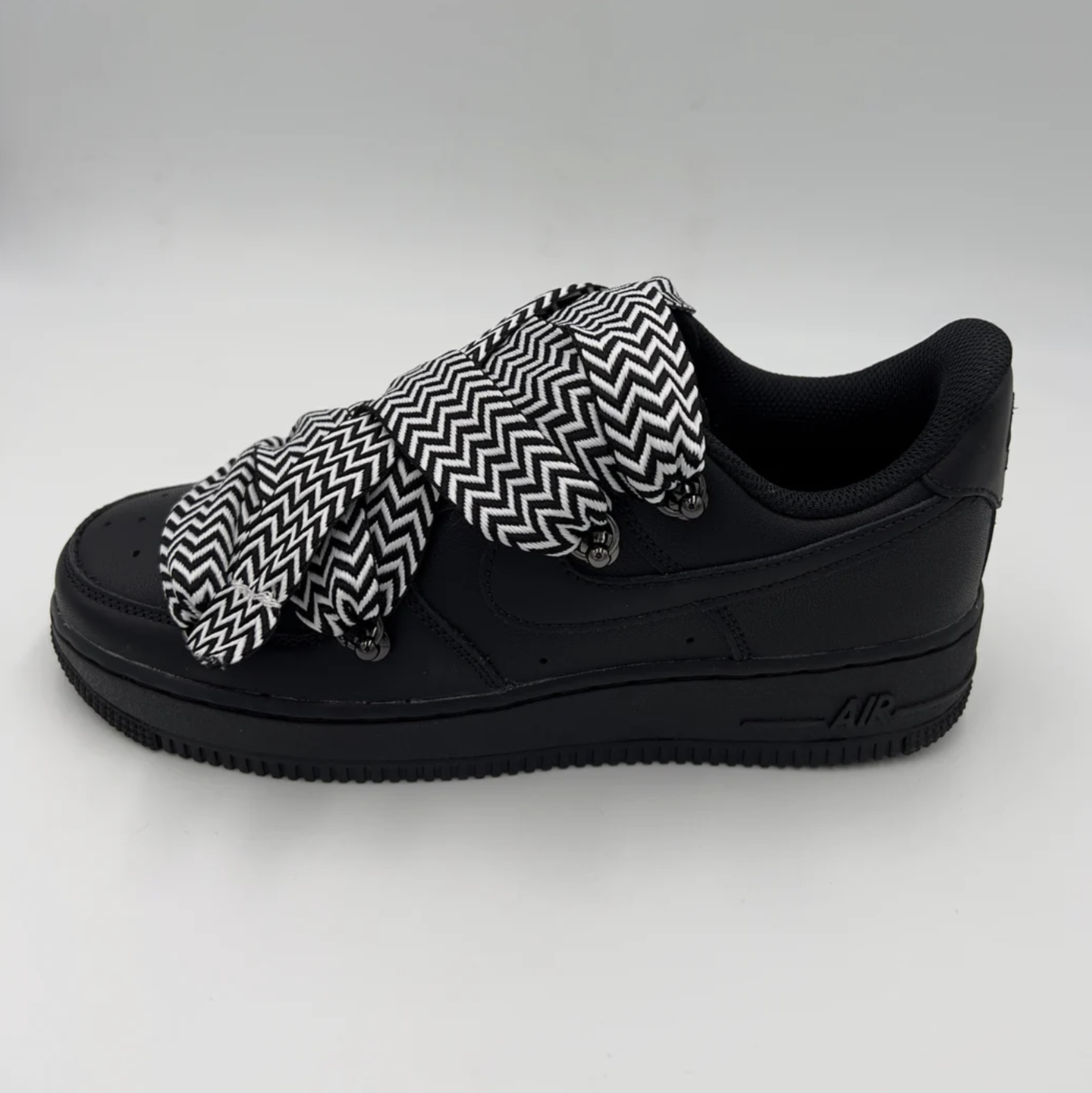 NIKE AIR FORCE 1 BLACK “LANVIN BLACK & WHITE”