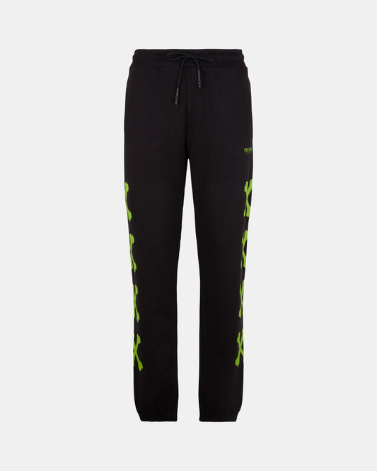 GREEN BONES BLACK PANTS