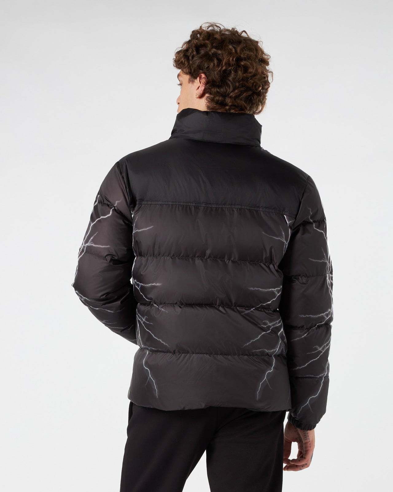 BLACK PUFFER JACKET WITH GREY LIGHTNING PRINT