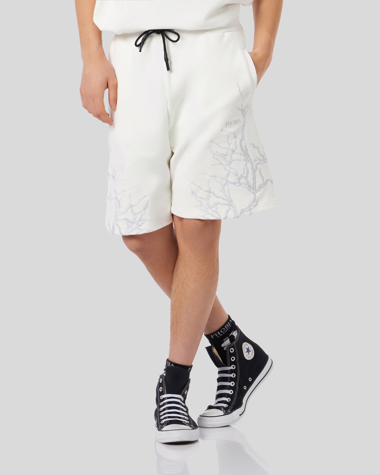 WHITE SHORTS WITH GREY EMBROIDERY LIGHTNING