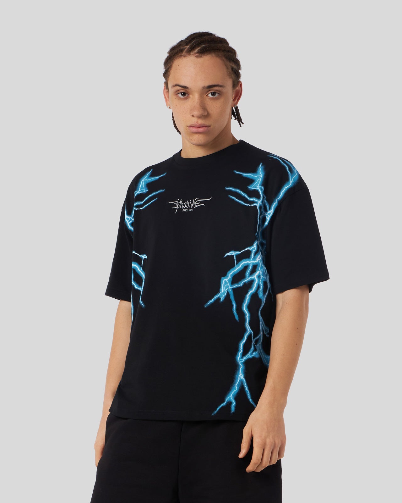 BLACK T-SHIRT WITH LATERAL LIGHT BLUE LIGHTNING PRINT AND EMBROIDERY GOTIC LOGO
