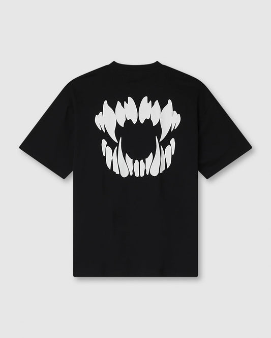 BLACK T-SHIRT WITH WHITE MOUTH PRINT