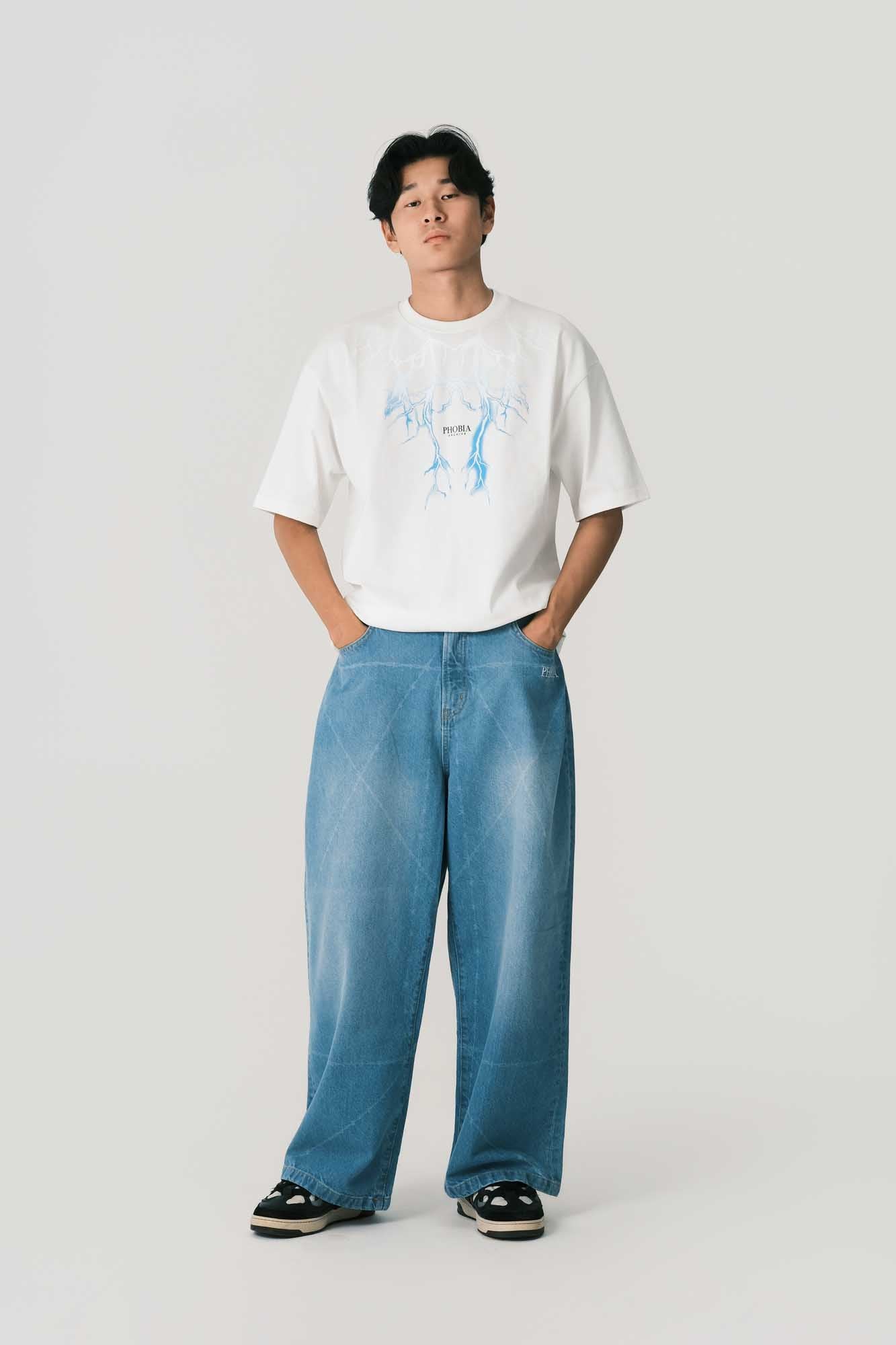 BLUE JEANS WITH BARBED WIRE