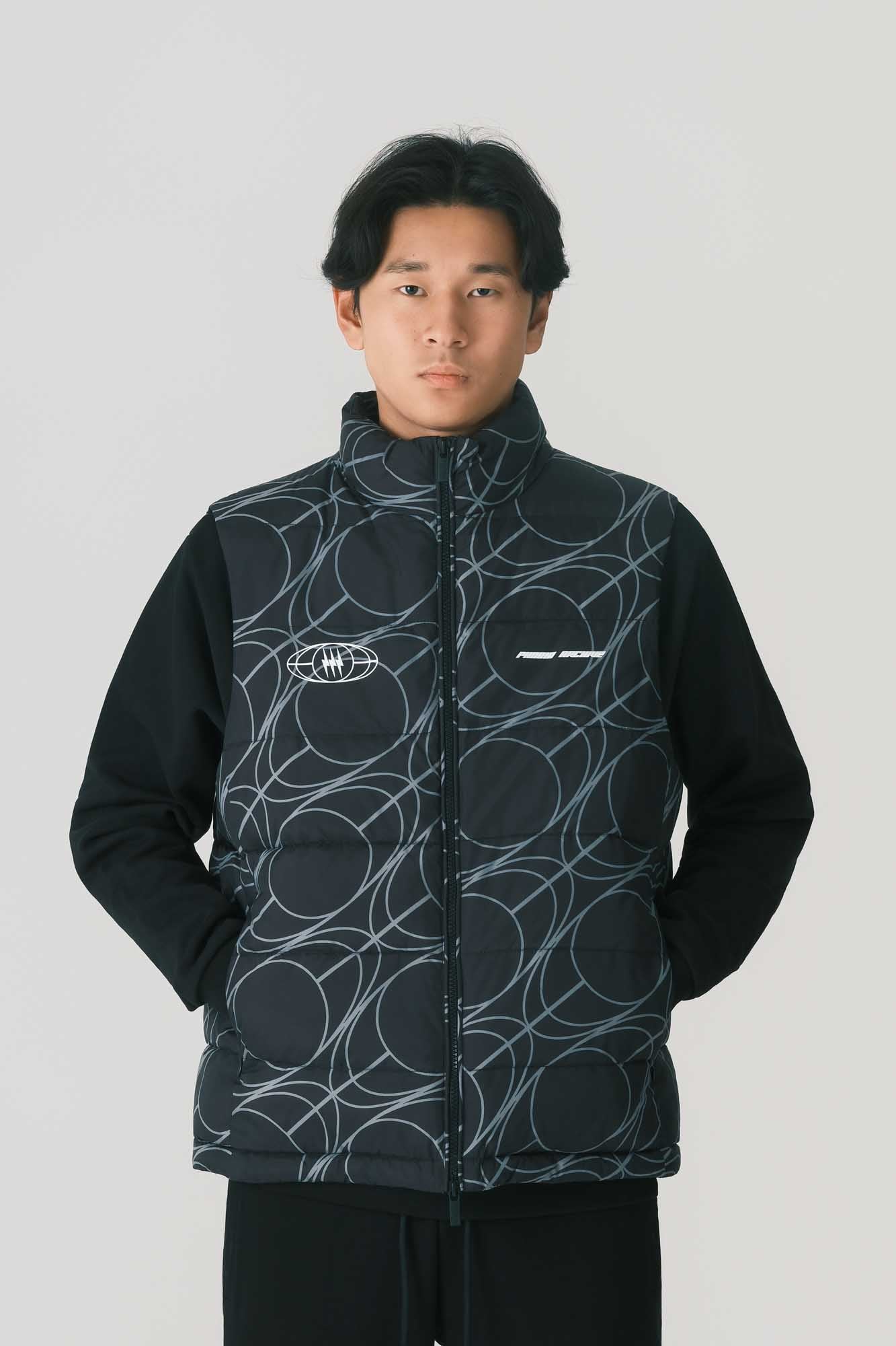 BLACK SLEEVELESS WITH DIGITAL PRINT