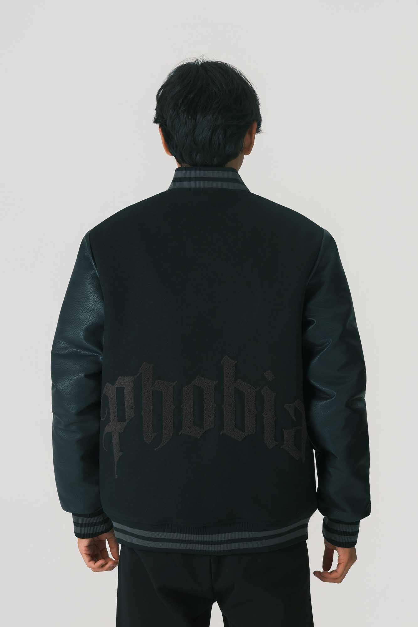 BLACK JACKET WITH BLACK EMBROIRED LOGO