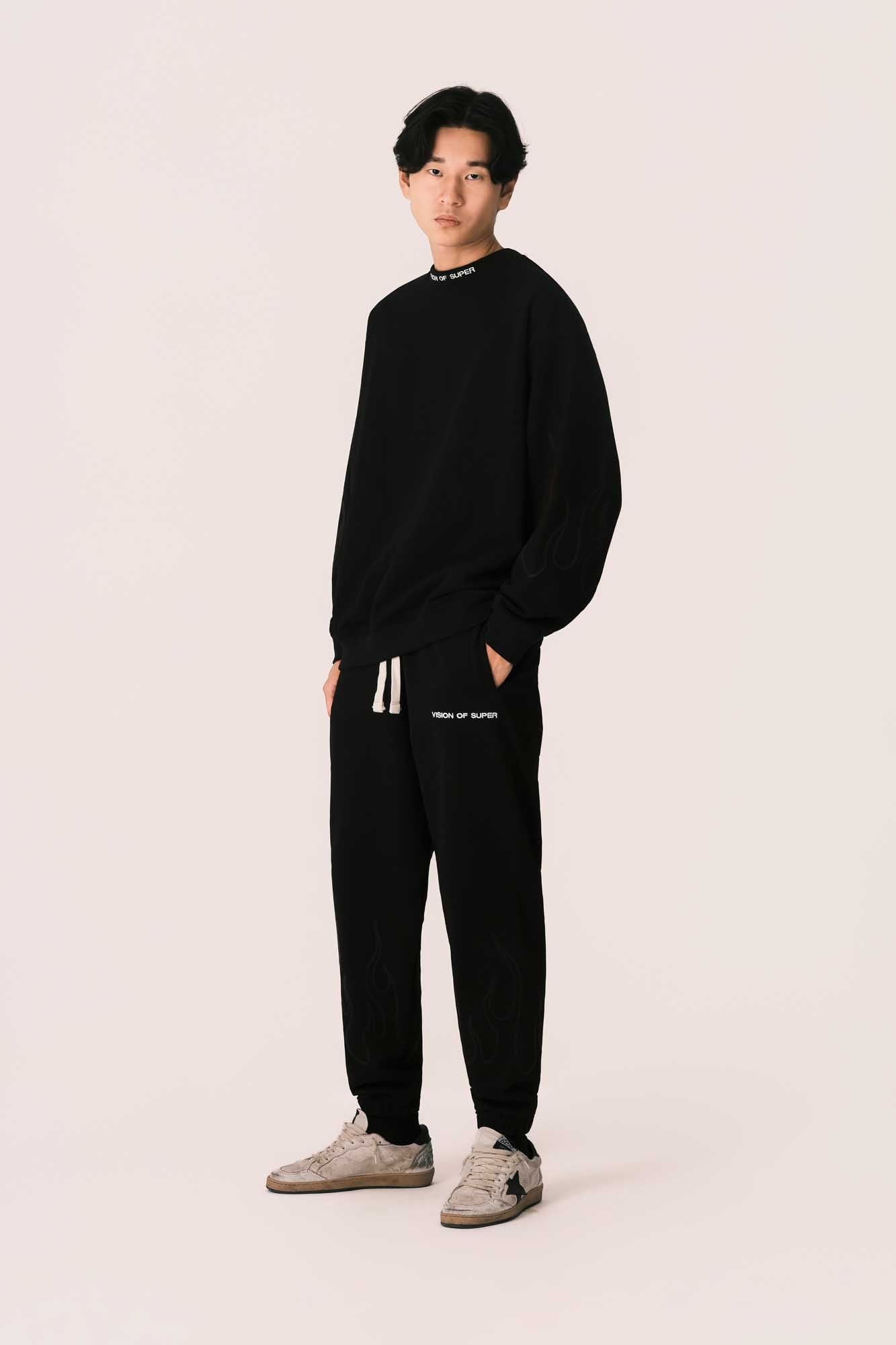 BLACK CREWNECK WITH RED FLAMES