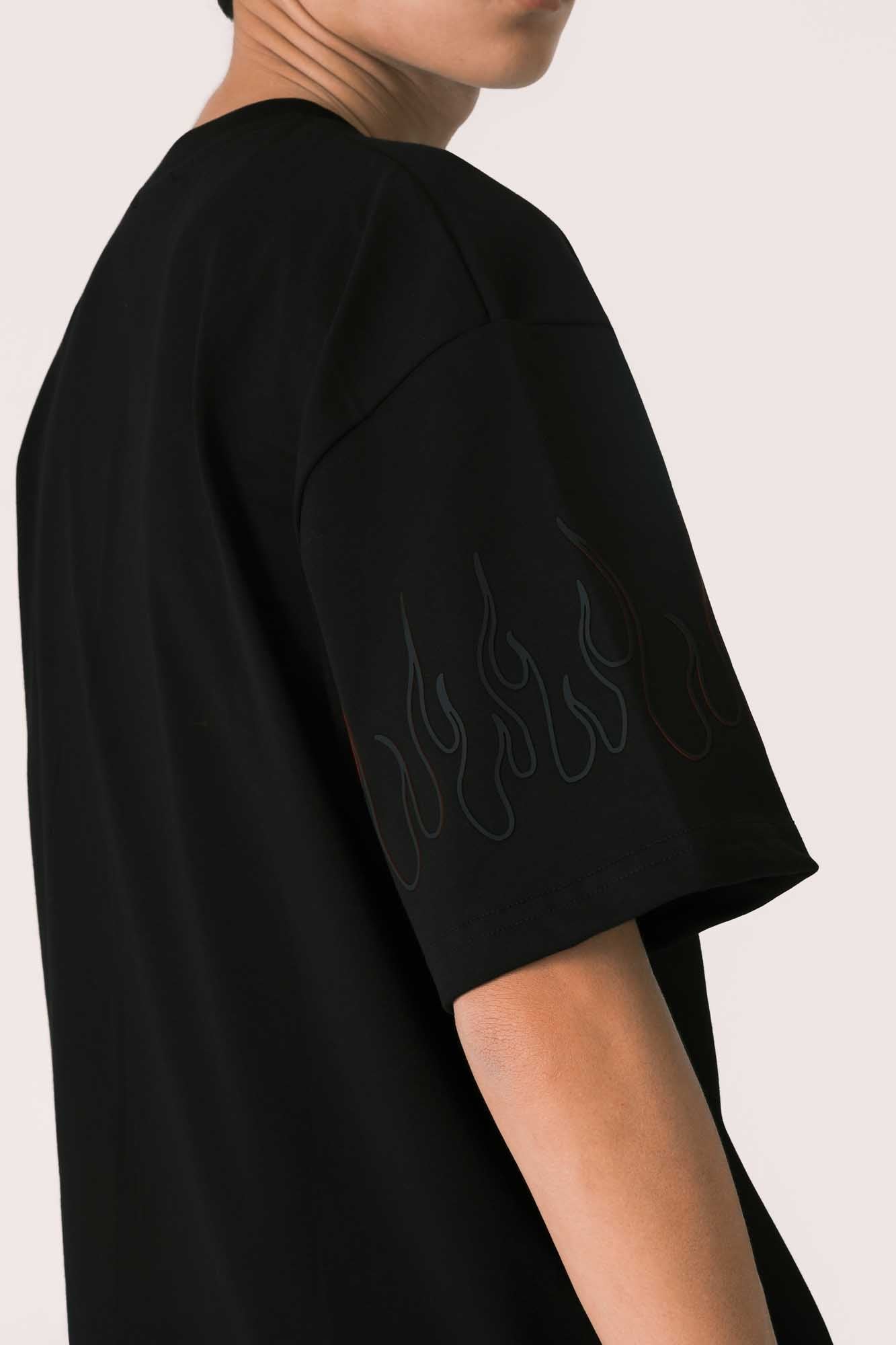 BLACK TEE WITH RED FLAMES