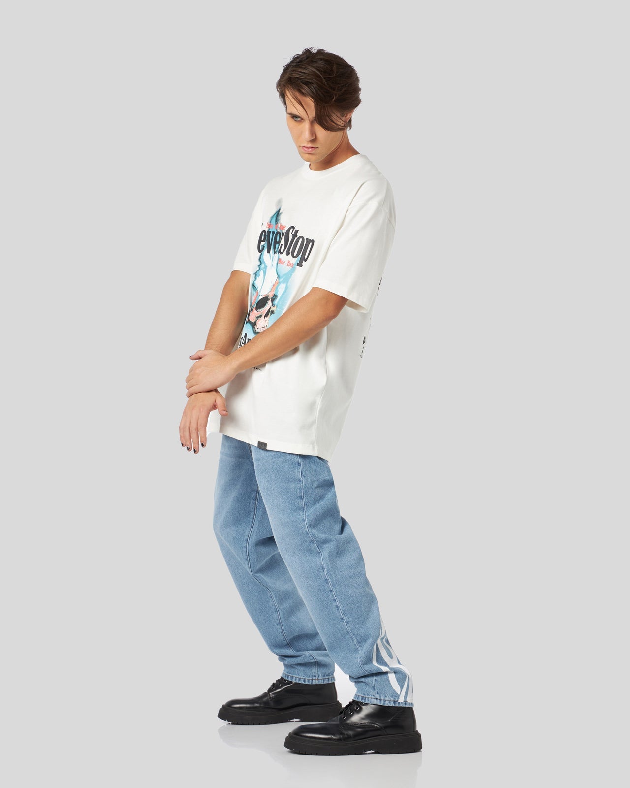 BLUE DENIM JEANS WITH PRINTED FLAMES AND LOGO