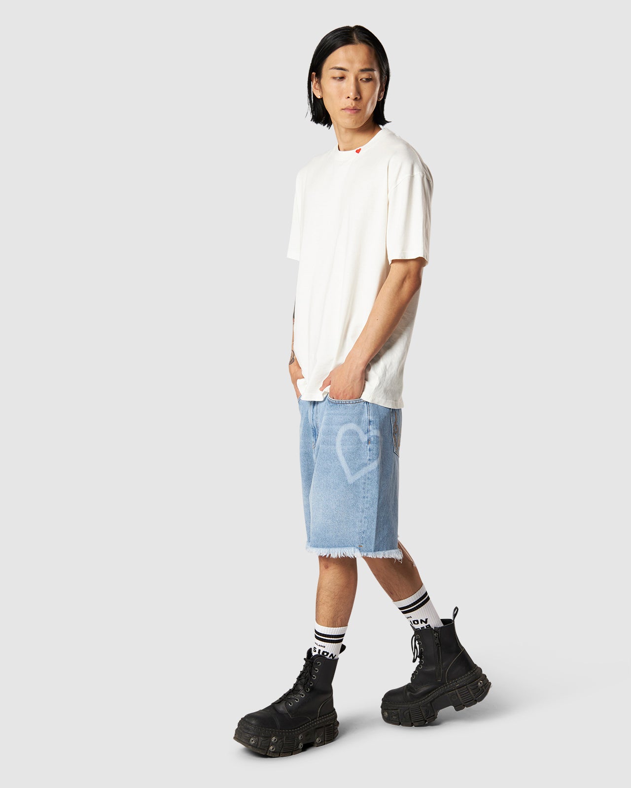 HEART LASER PRINT SHORTS DENIM