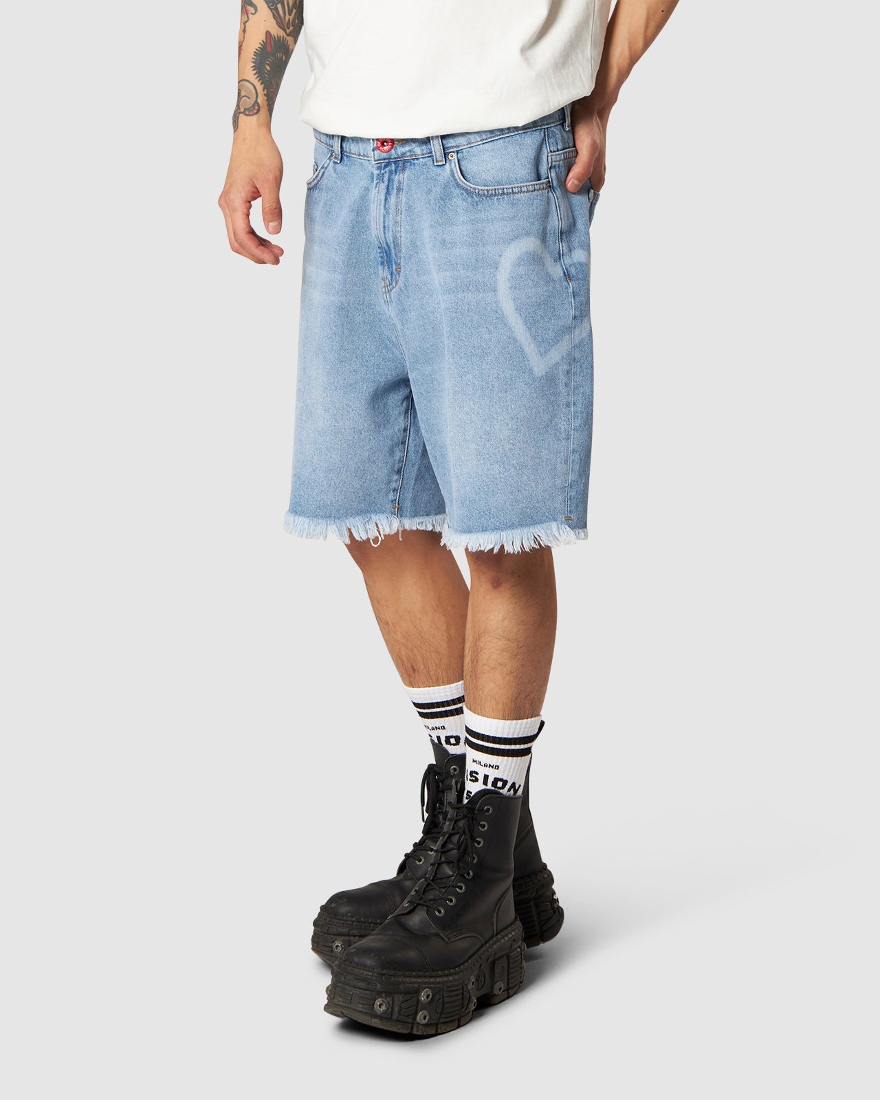 HEART LASER PRINT SHORTS DENIM