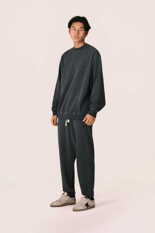 STONE WASH BLACK CREWNECK WITH EMBROIDERED FLAME