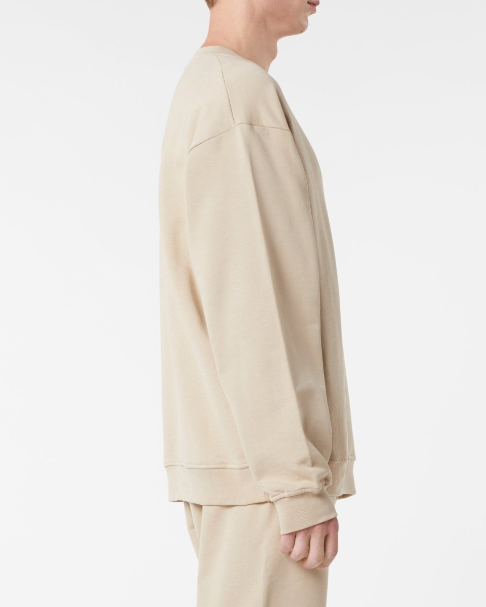 NUT CREWNECK WITH EMBROIDERED FLAMING HEART - Vision of Super